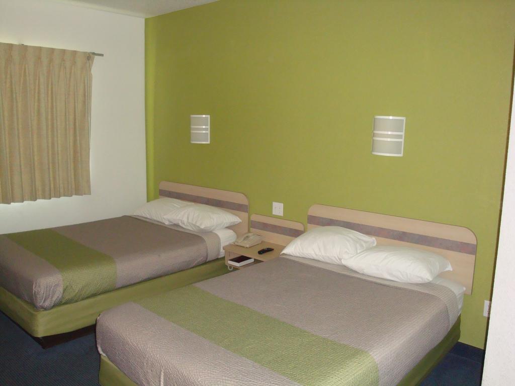 Lakeside Inn Lake Havasu City Esterno foto