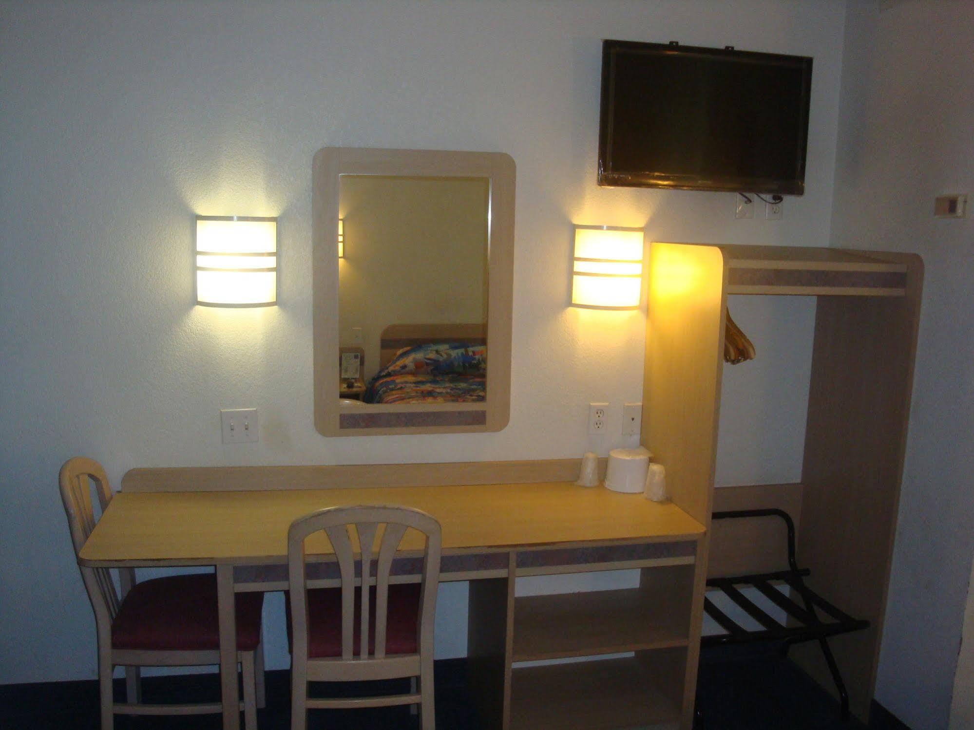 Lakeside Inn Lake Havasu City Esterno foto
